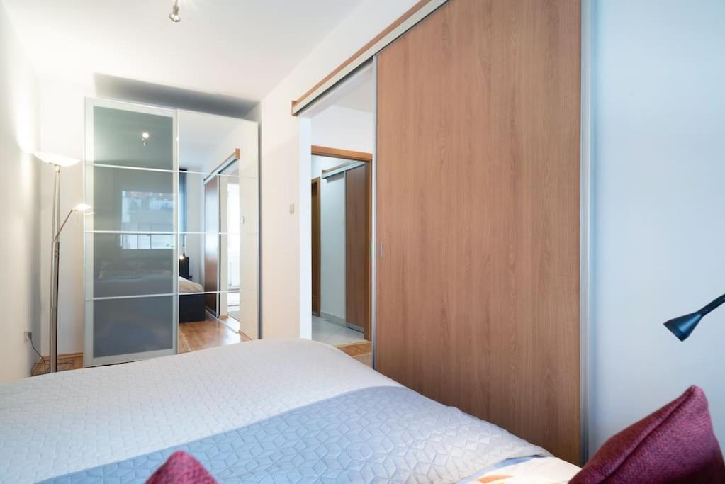 דירות Ap. With Free Parking Near Budapestcongress Centre מראה חיצוני תמונה